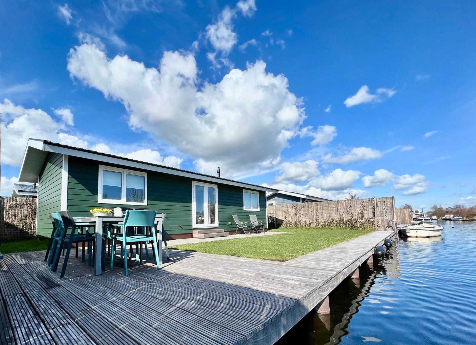 New - The Surf Shack - On A Lake Near Amsterdam! فِنْكِفين المظهر الخارجي الصورة